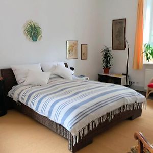 Studio met een King Size Bed